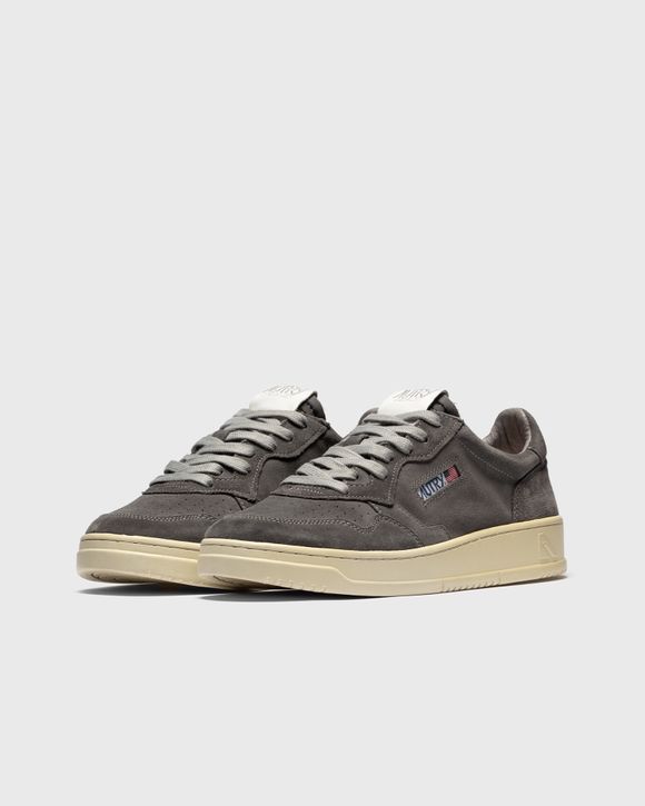 WMNS Autry 01 Low