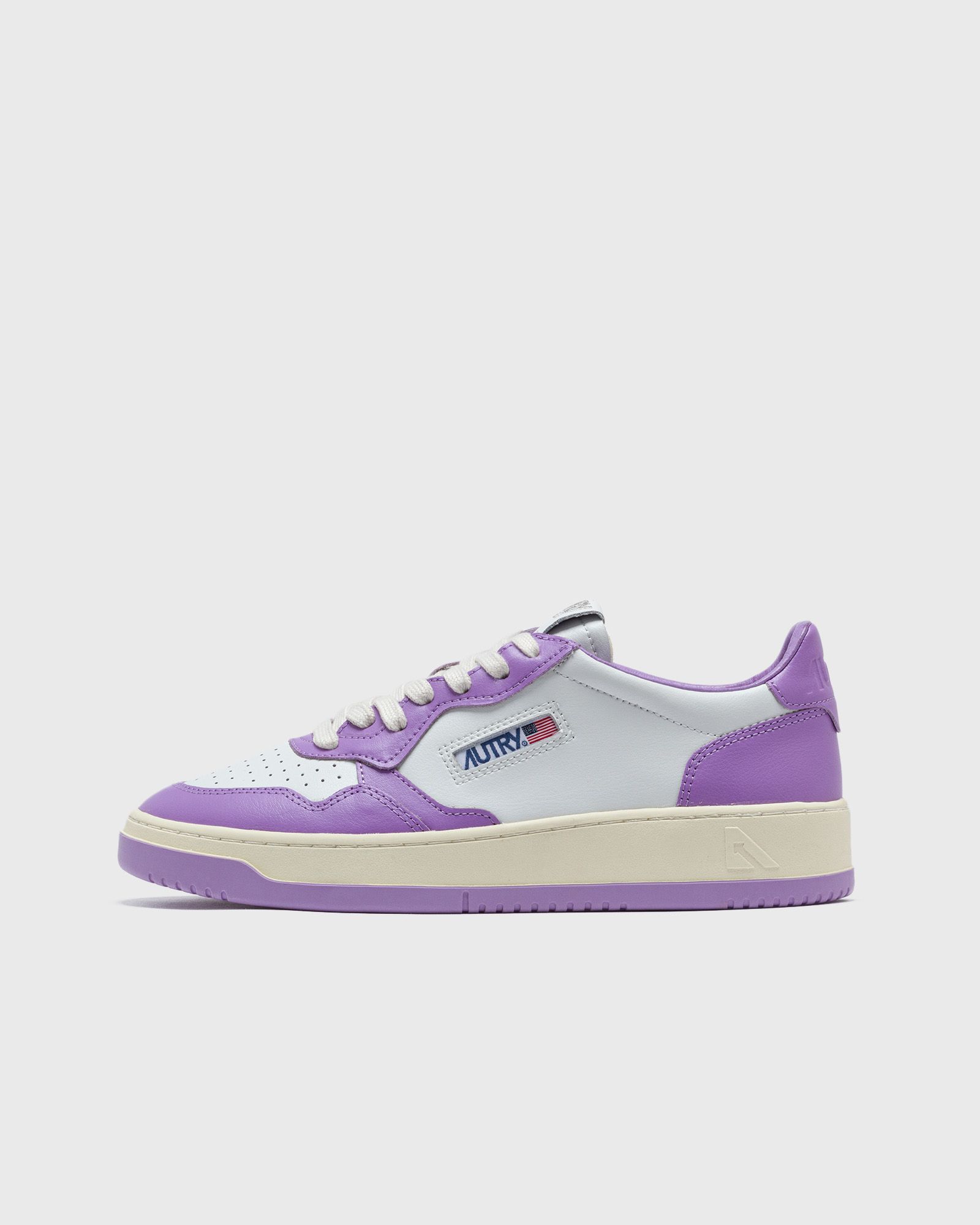 Autry Action Shoes WMNS MEDALIST LOW women Lowtop purple|white in Größe:37