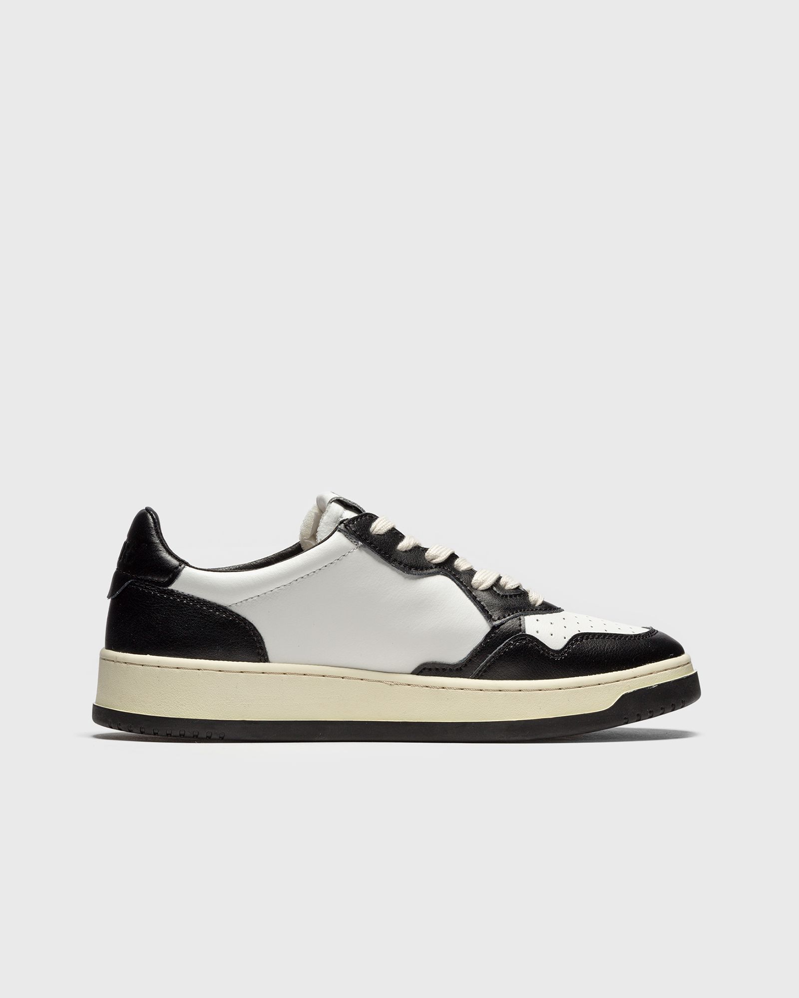 WMNS AUTRY 01 LOW
