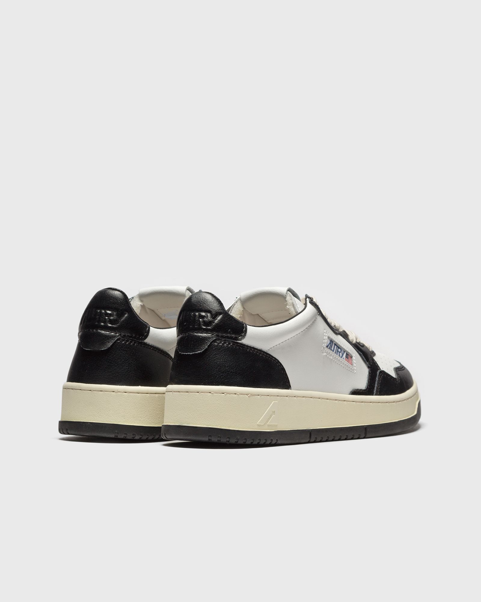 WMNS AUTRY 01 LOW