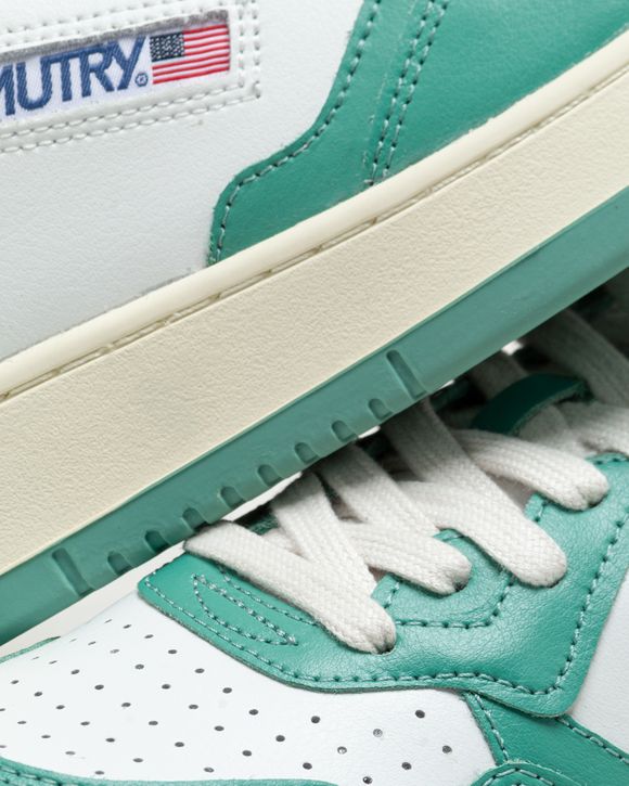 WMNS MEDALIST LOW