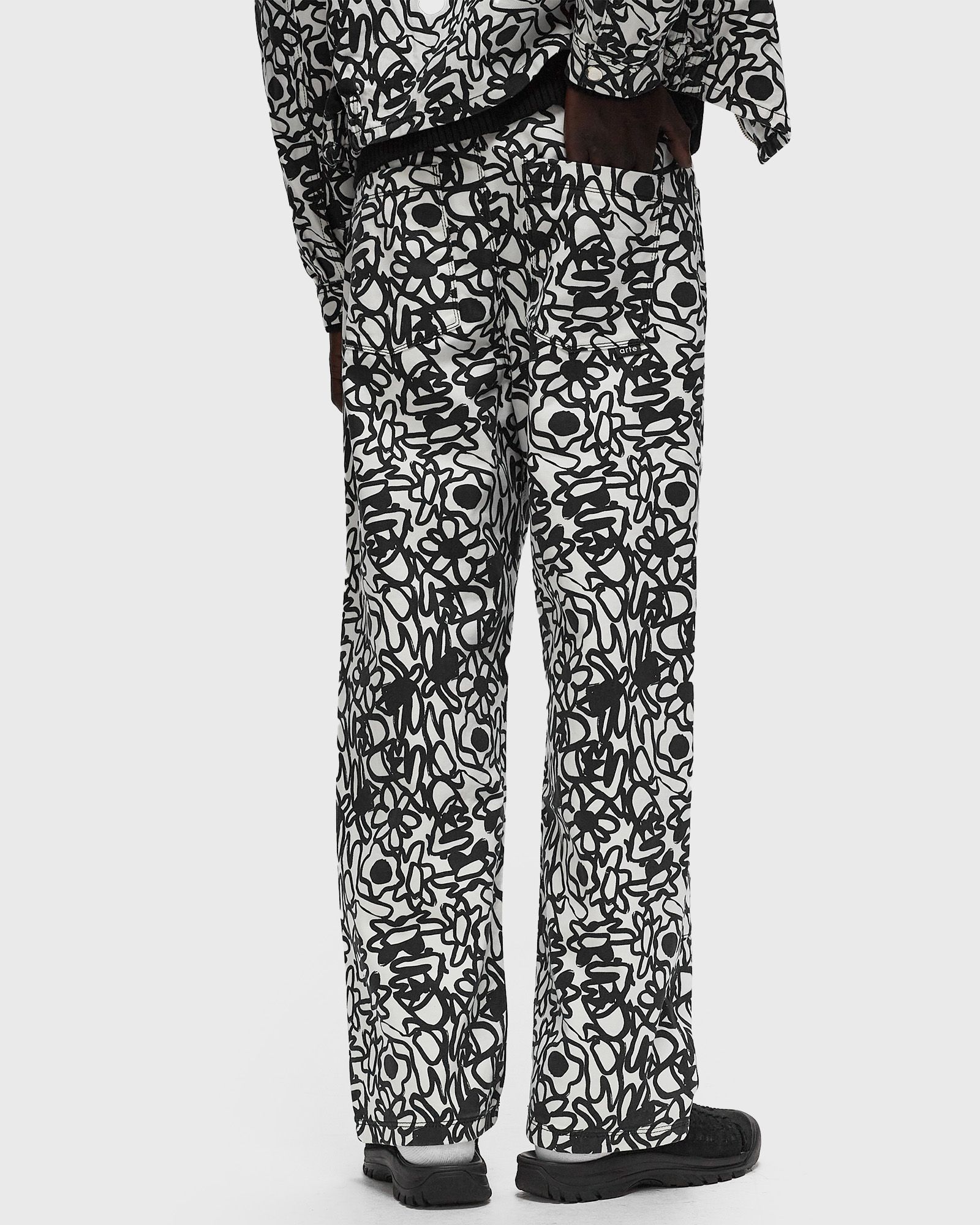 Flowers Allover Print Pants