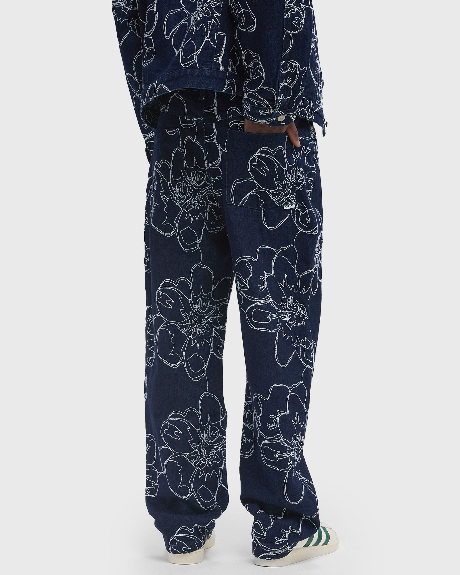 Denim Stitch Flower All over jeans