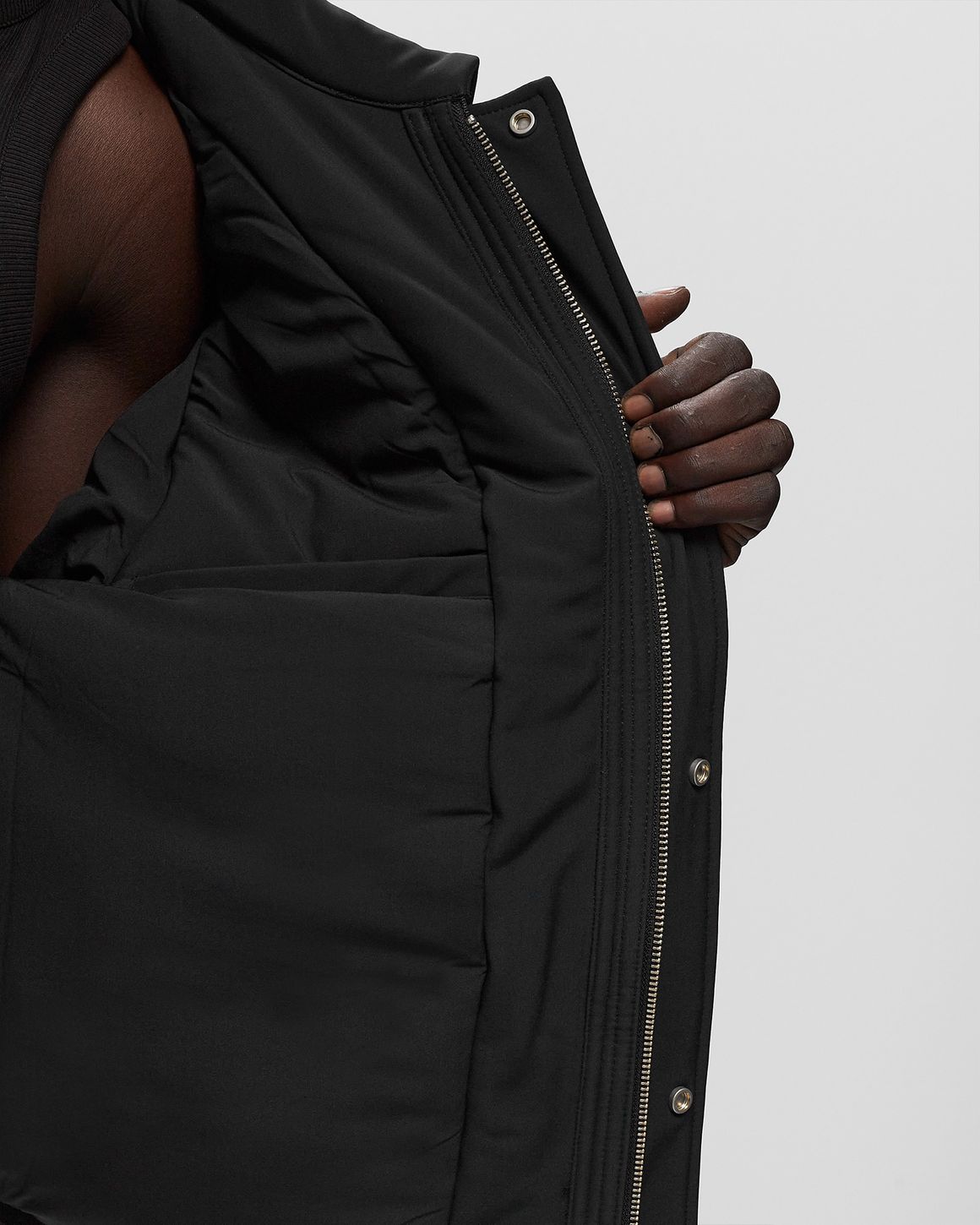 Arte Antwerp Basic Crop Nylon Jacket Black Windbreaker Arte