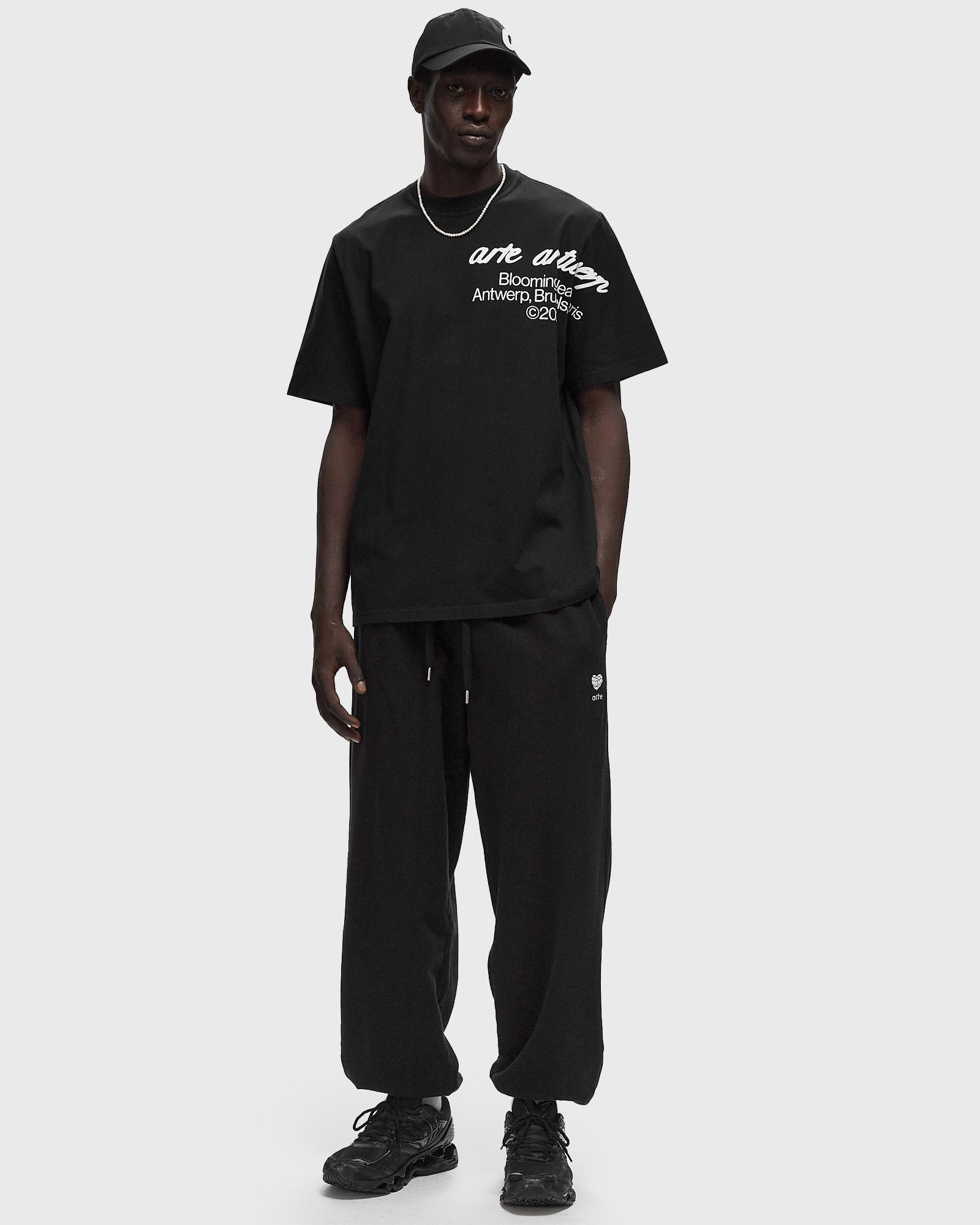 Heart flower Logo Joggers