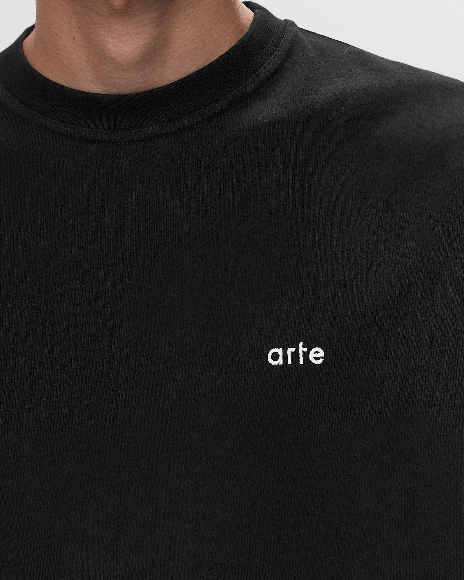 Arte Flowers Tee