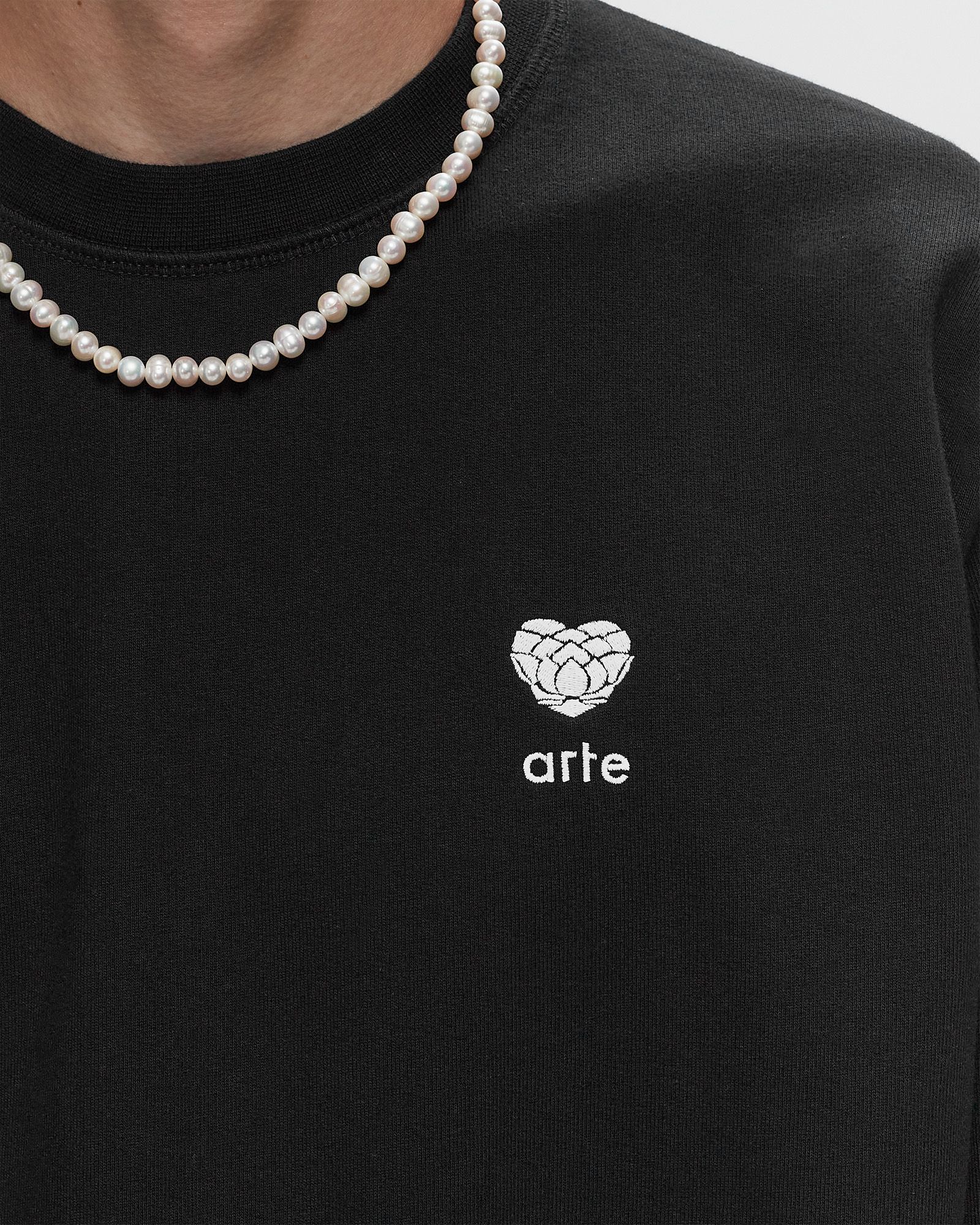 Heart flower Logo Crewneck