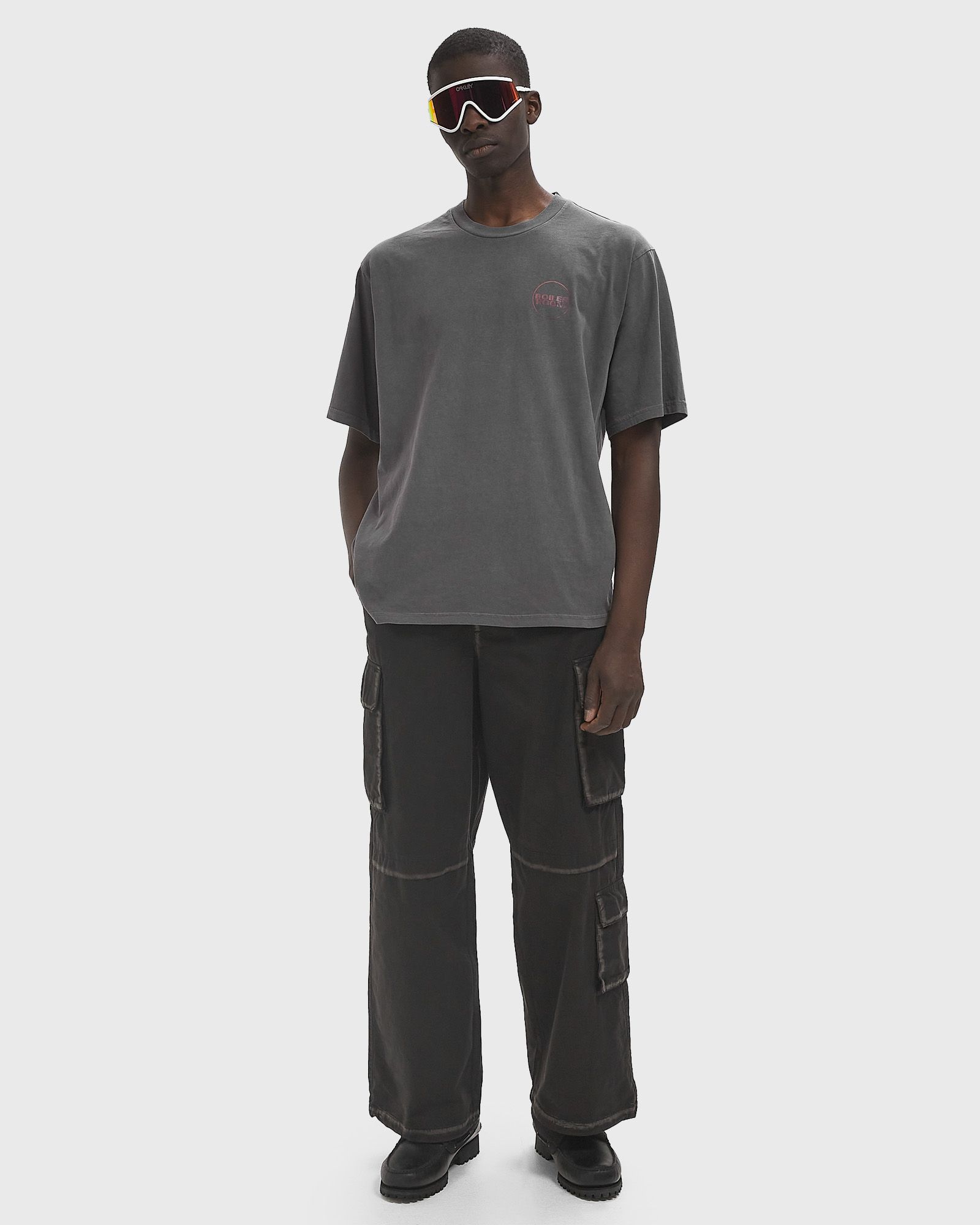 WORN SEAM CARGO JEANS