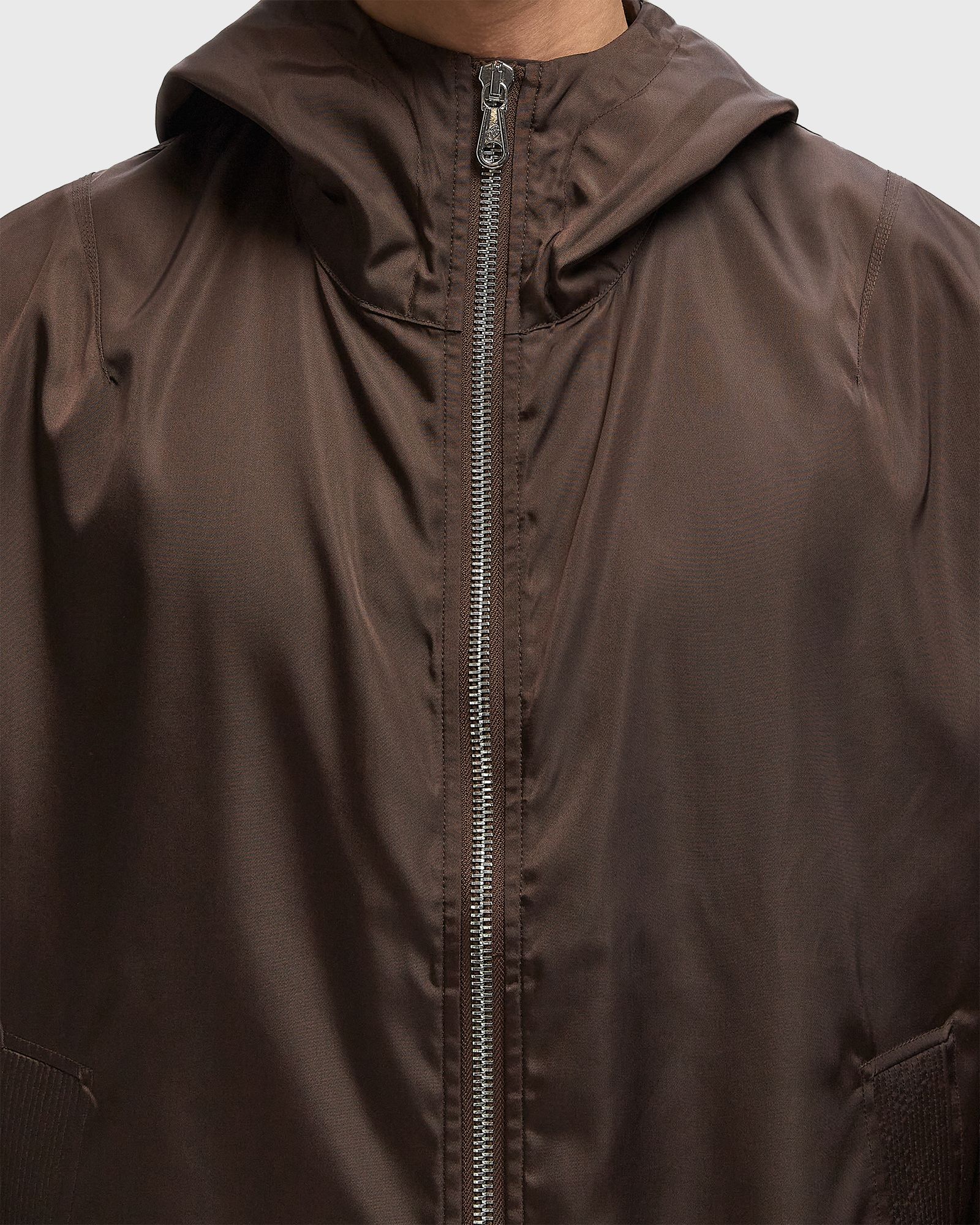 HOODED NYLON WINDBREAKER