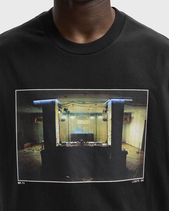 LIGHTS ON PHOTO TEE