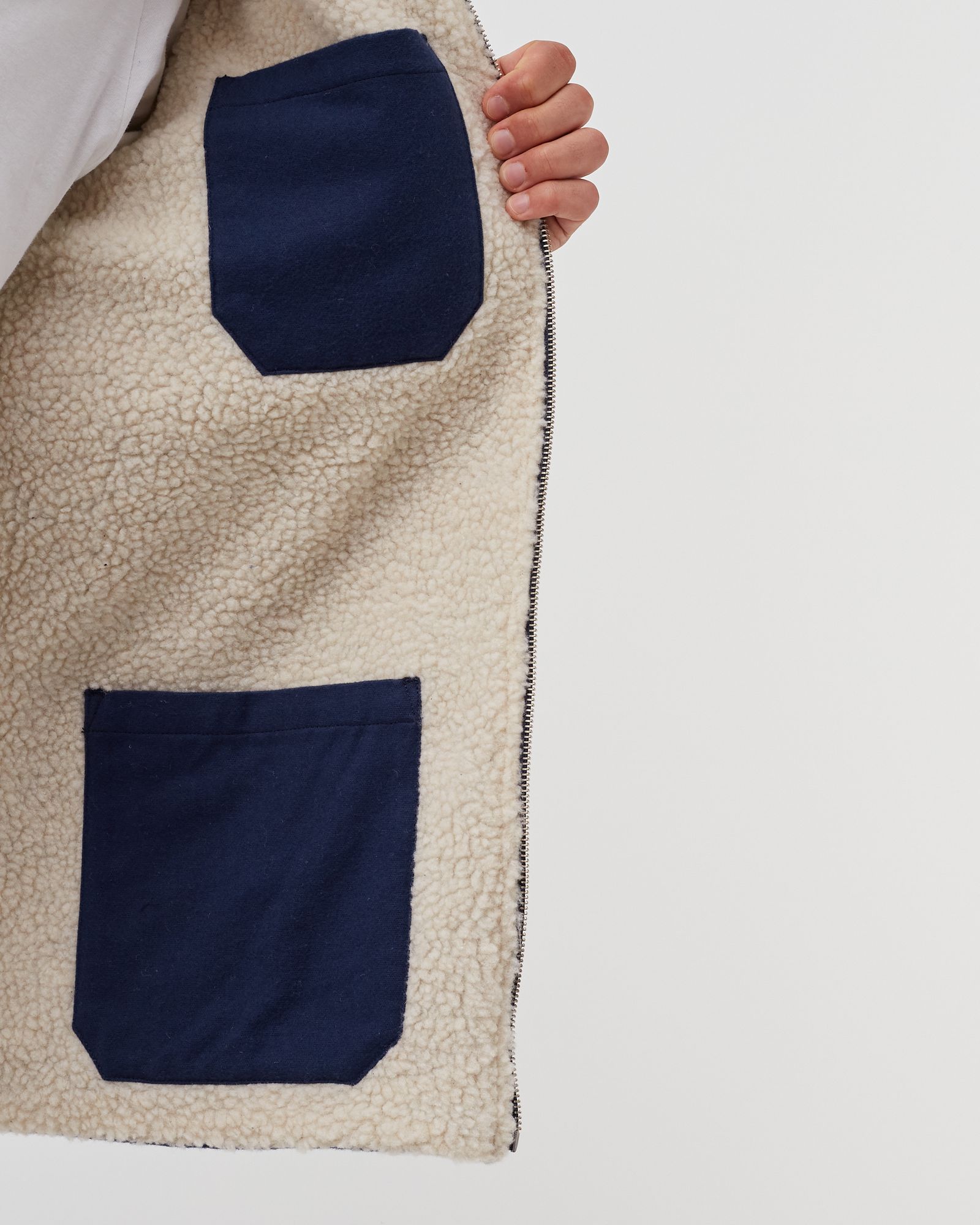 SHERPA REVERSIBLE JACKET