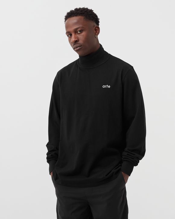 Louis TURTLENECK