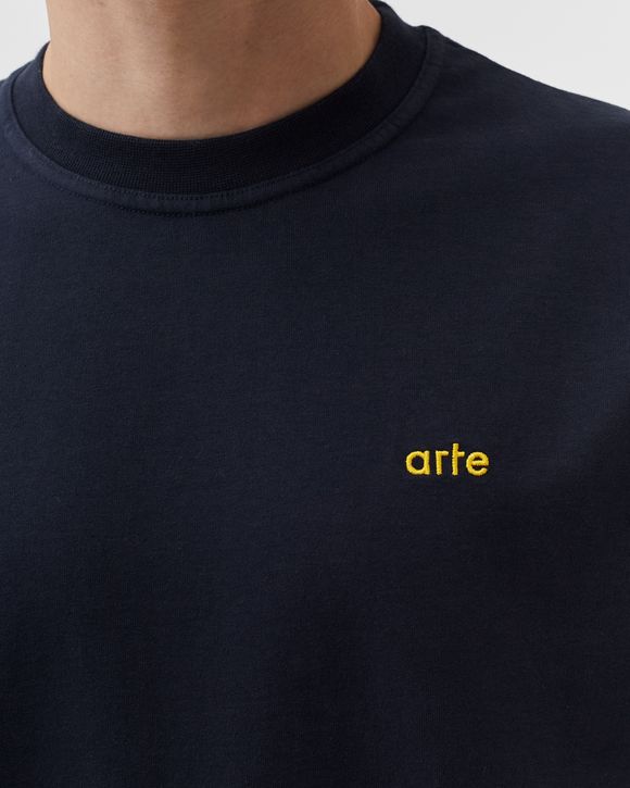 Illustration Hand Back Tee