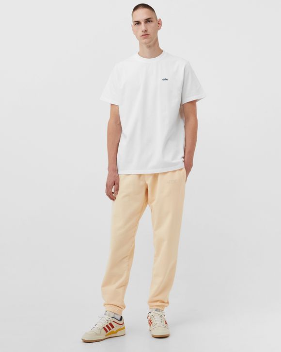 Illustration Hand Back Tee