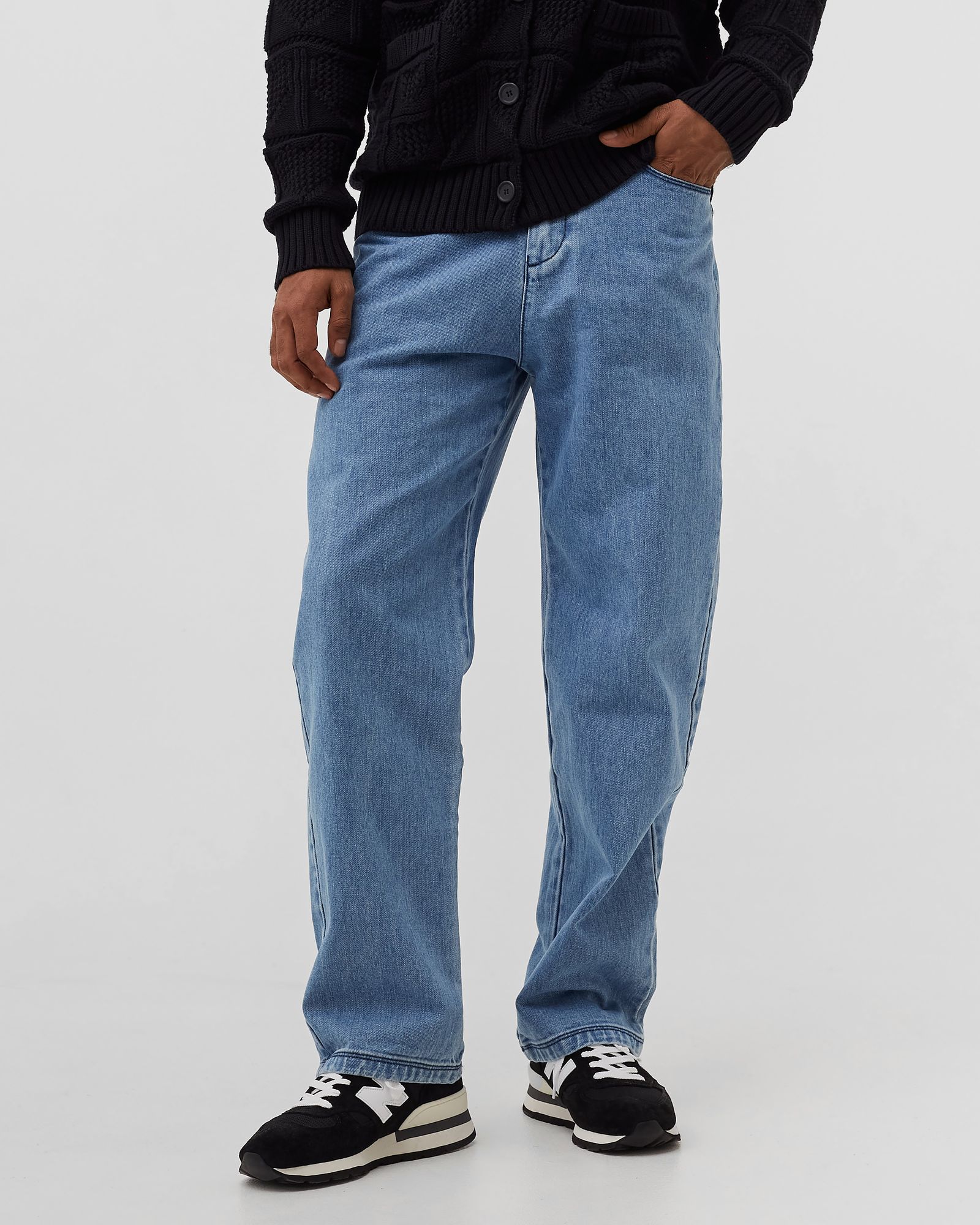 Embroidery Pocket Jeans