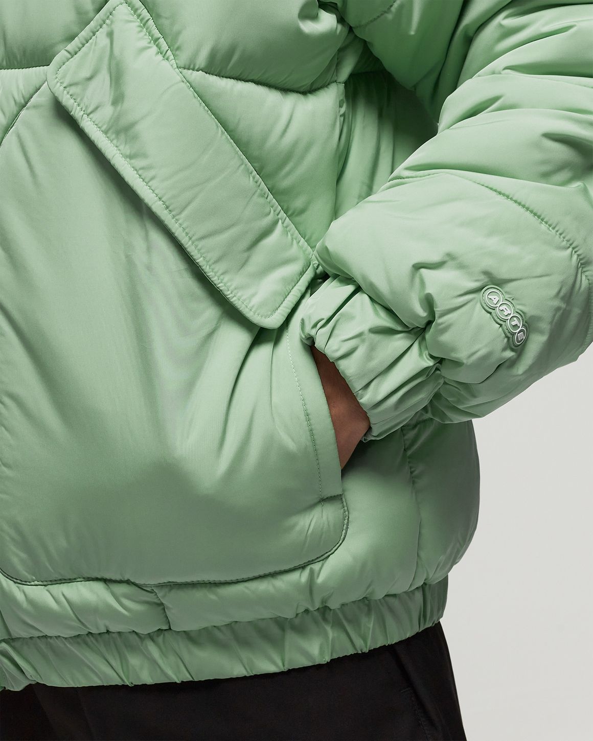 Arte Antwerp Special Cuts Puffer Jacket Green | BSTN Store Arte Antwerp Special Cuts Puffer Jacket Green | BSTN Store