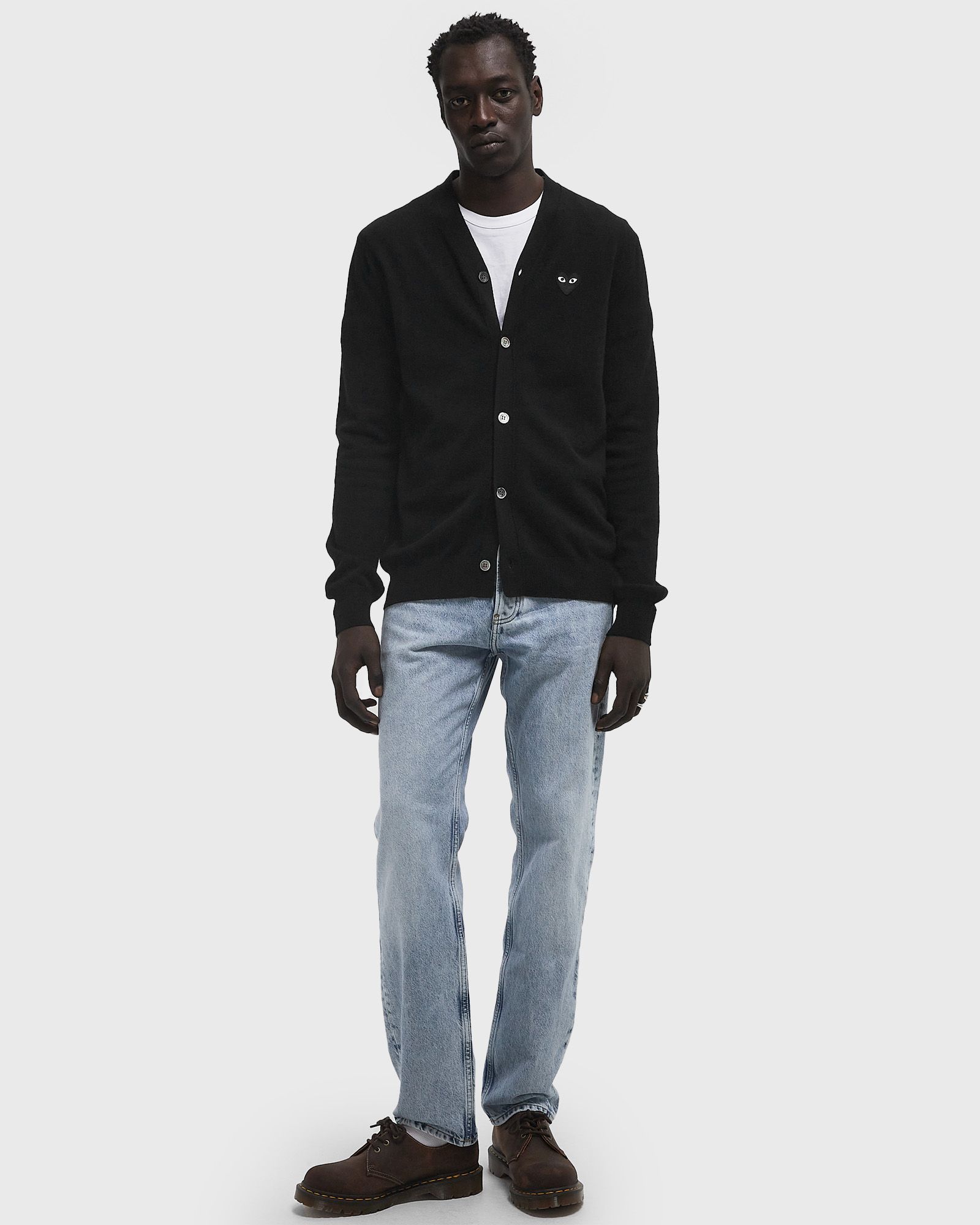 V-NECK CARDIGAN BLACK EMBLEM KNIT