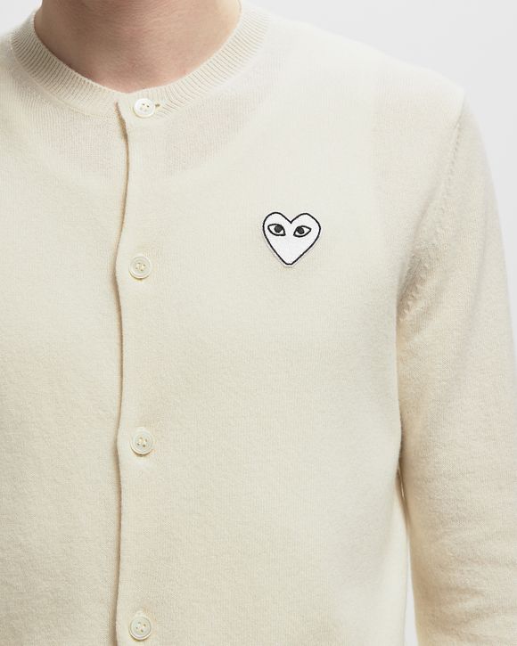 ROUND-NECK WHITE EMBLEM KNIT