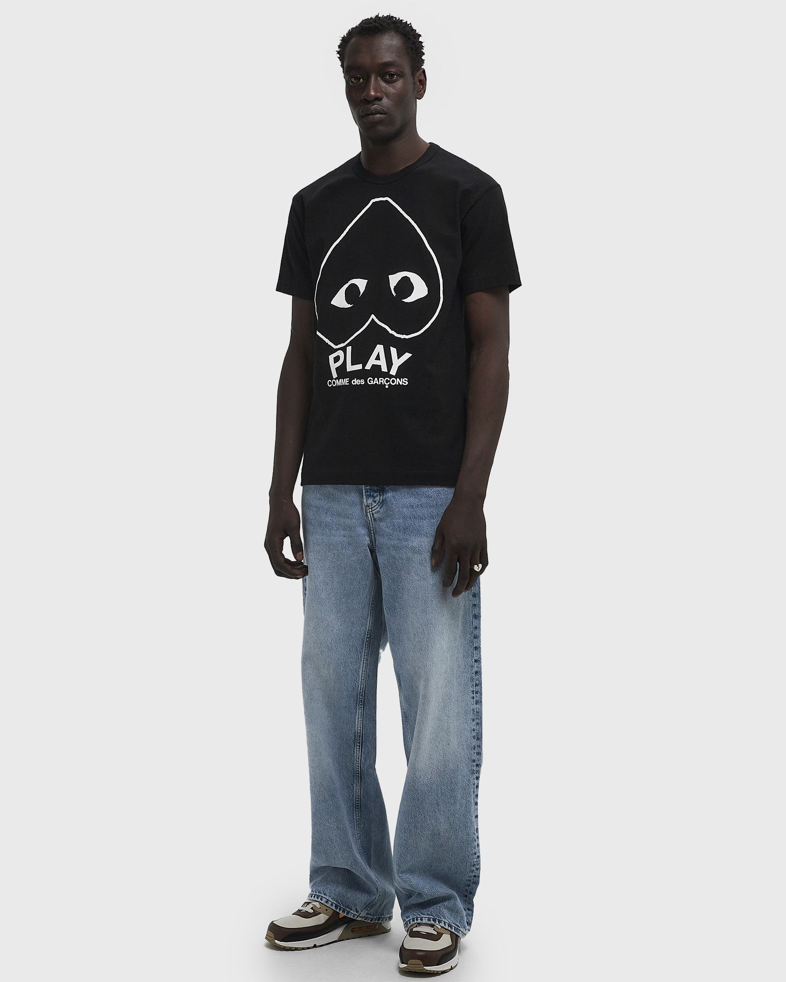 T-SHIRT LOGO PRINT KNIT