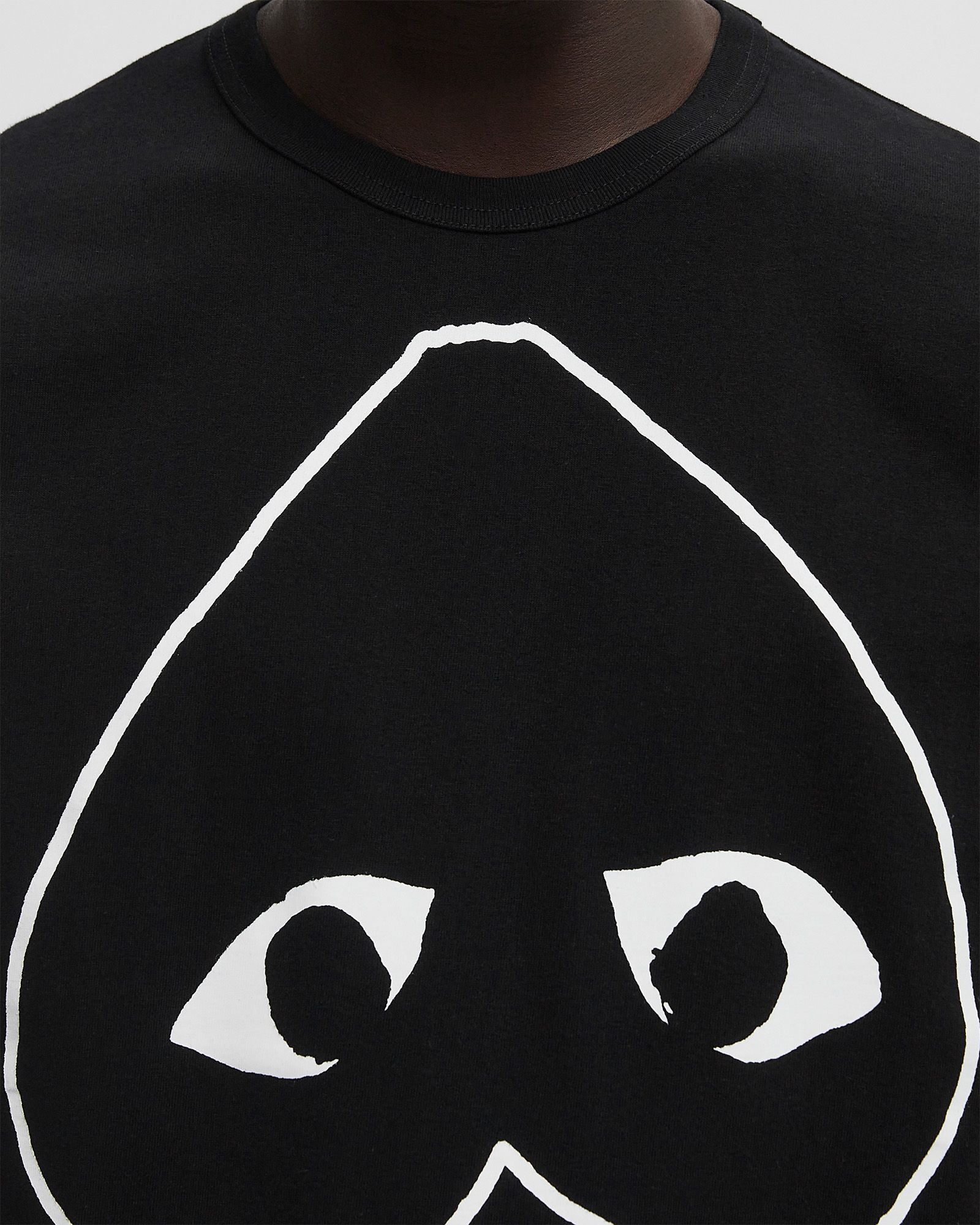 T-SHIRT LOGO PRINT KNIT