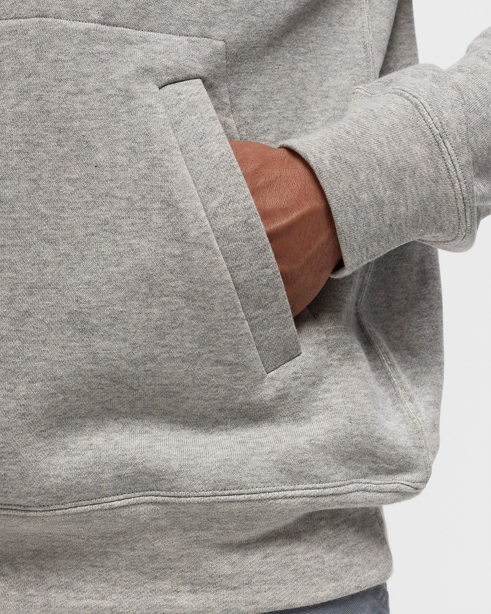 SWEATSHIRT RED EMBLEM KNIT