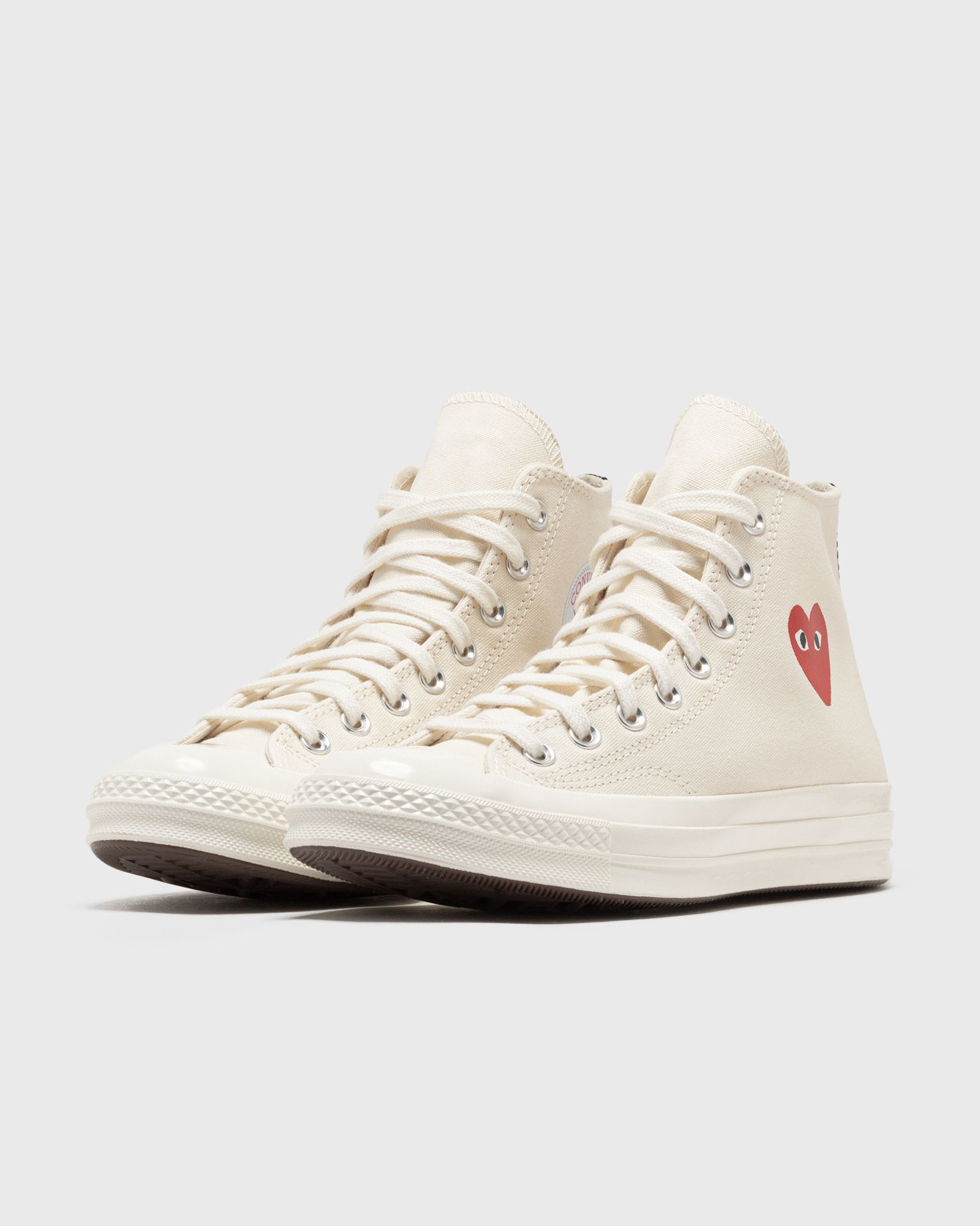 x CONVERSE Chuck Taylor 70 Small Heart High Top