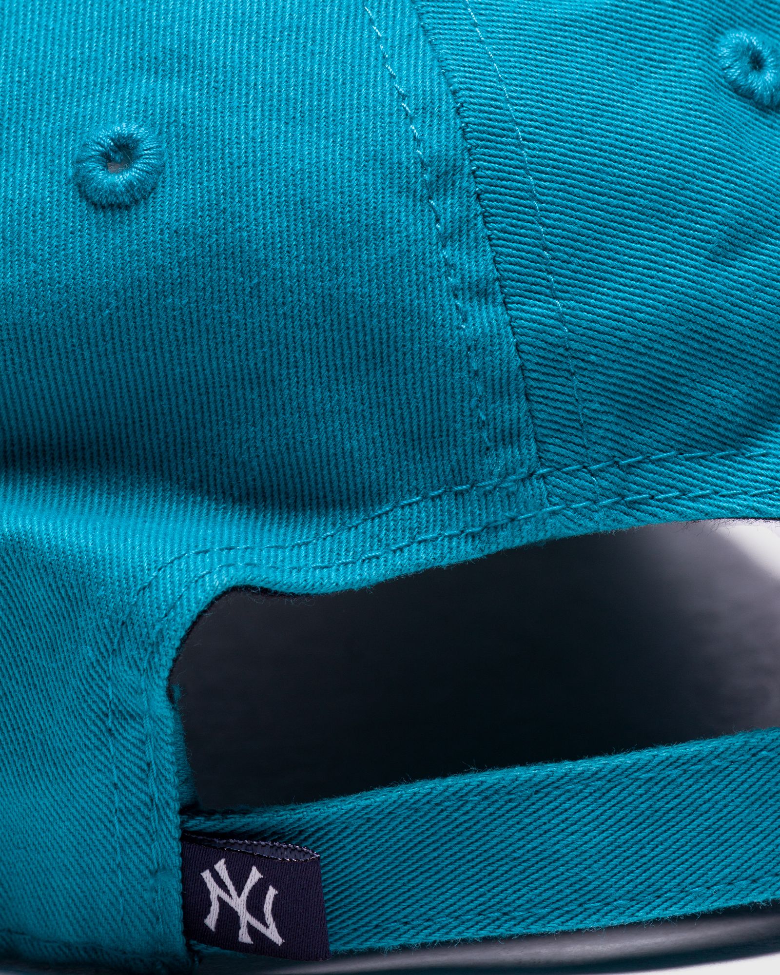 MLB New York Yankees CLEAN UP