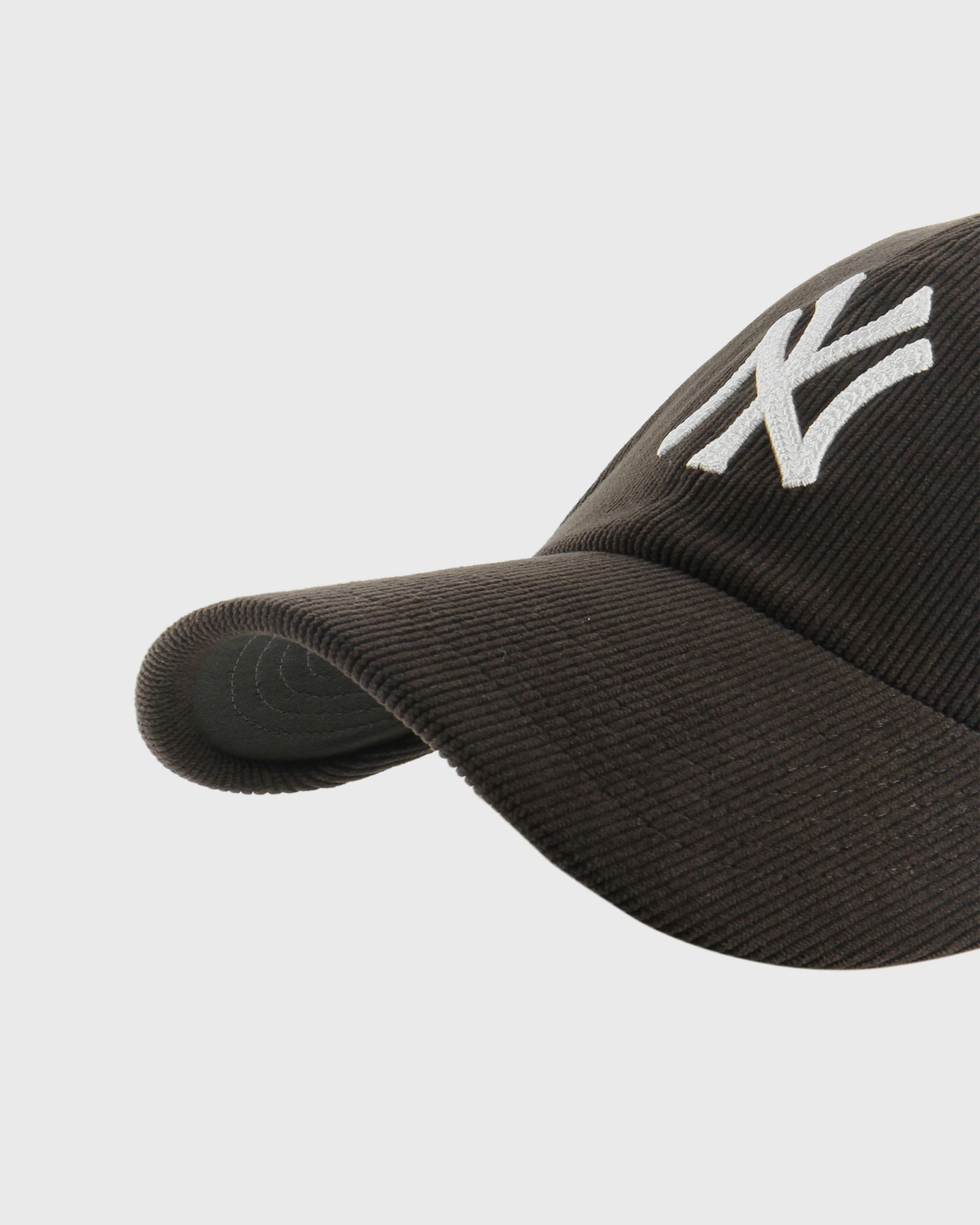 MLB New York Yankees Thin Cord ’47 Clean Up