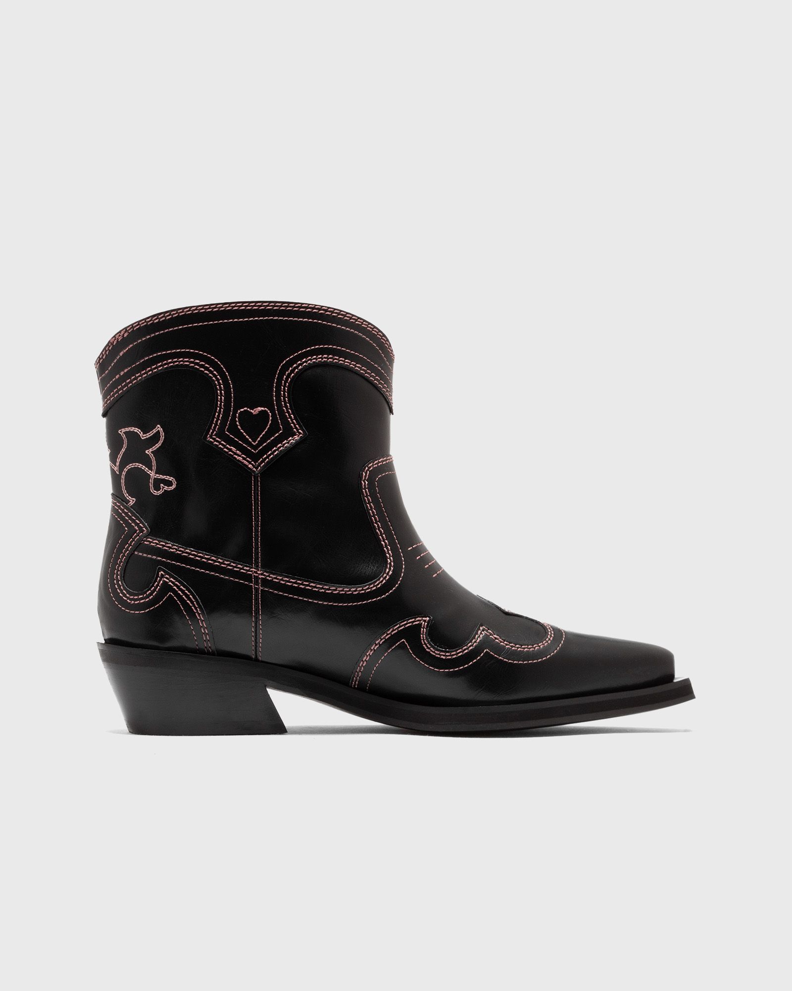 Low Shaft Embroidered Western Boot Oleatex
