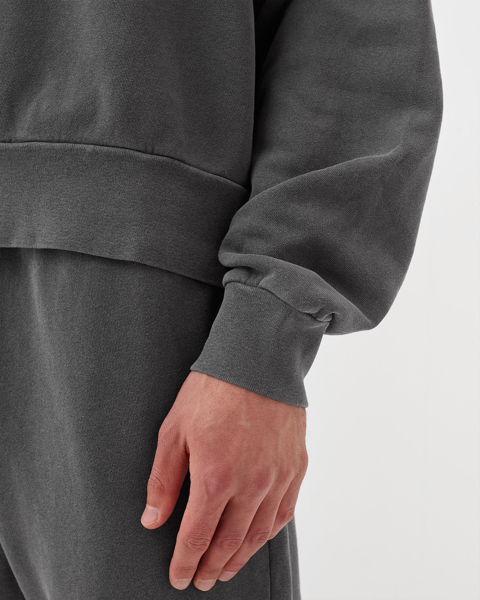 INTERVAL CREW SWEATSHIRT