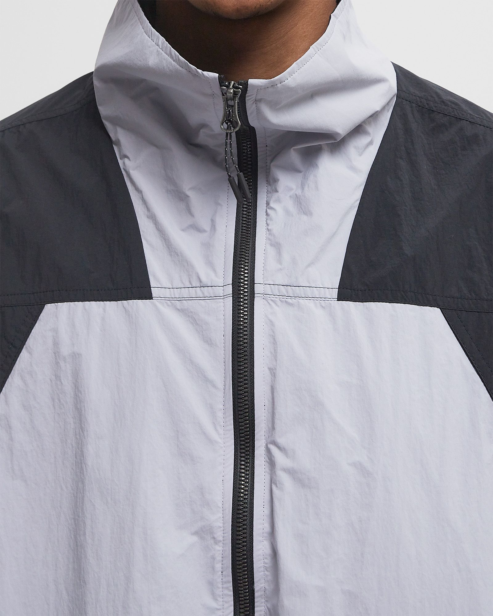 WR Light Windbreaker