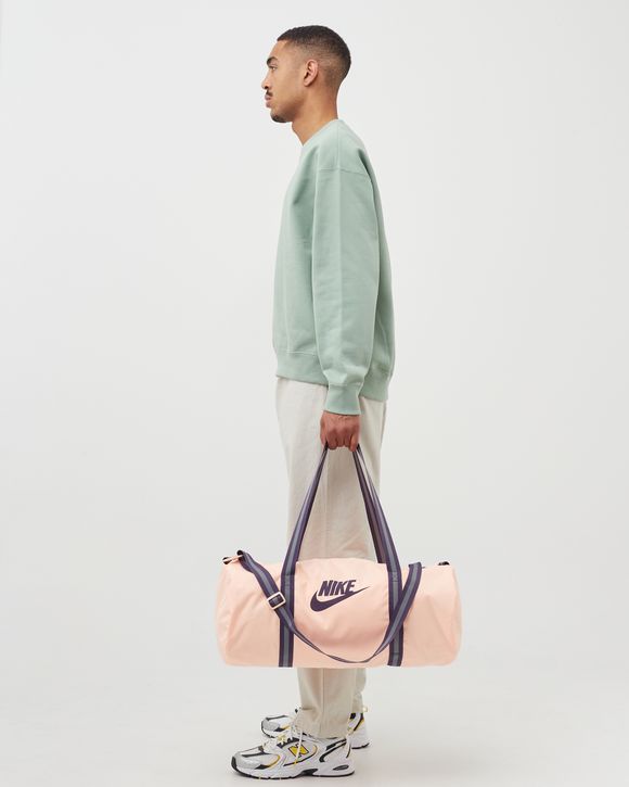 Nike heritage discount duffel bag pink