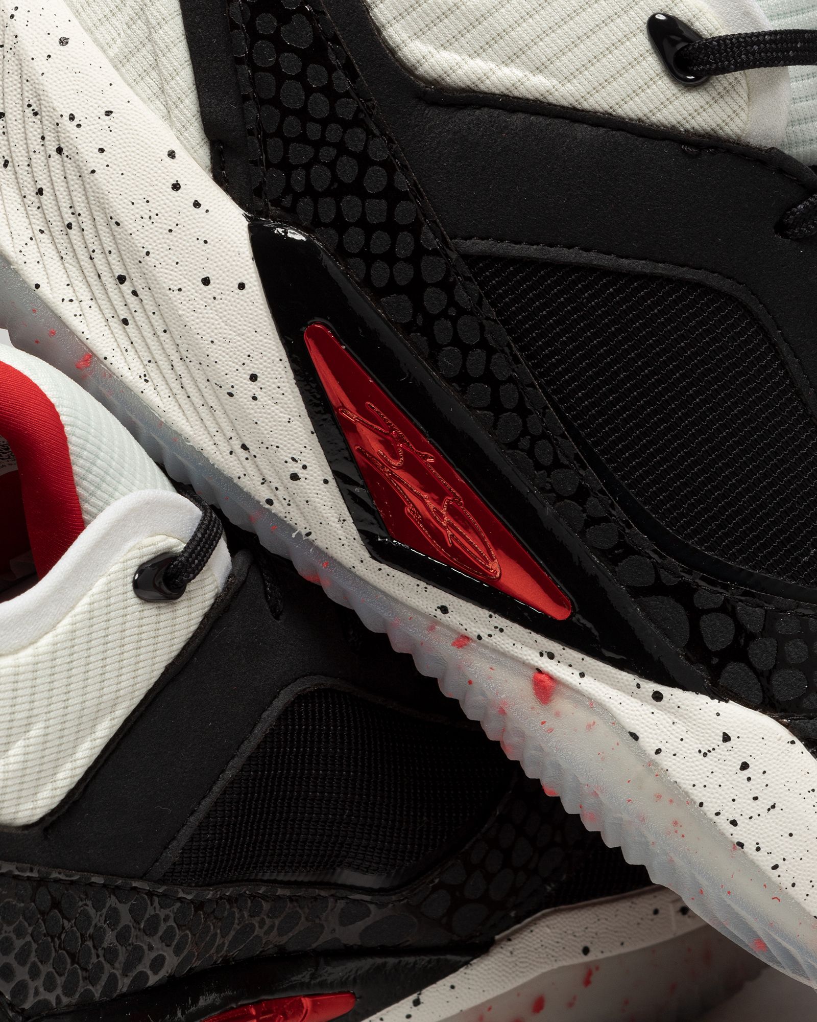 BBKLTB3 'Alpha Predator'