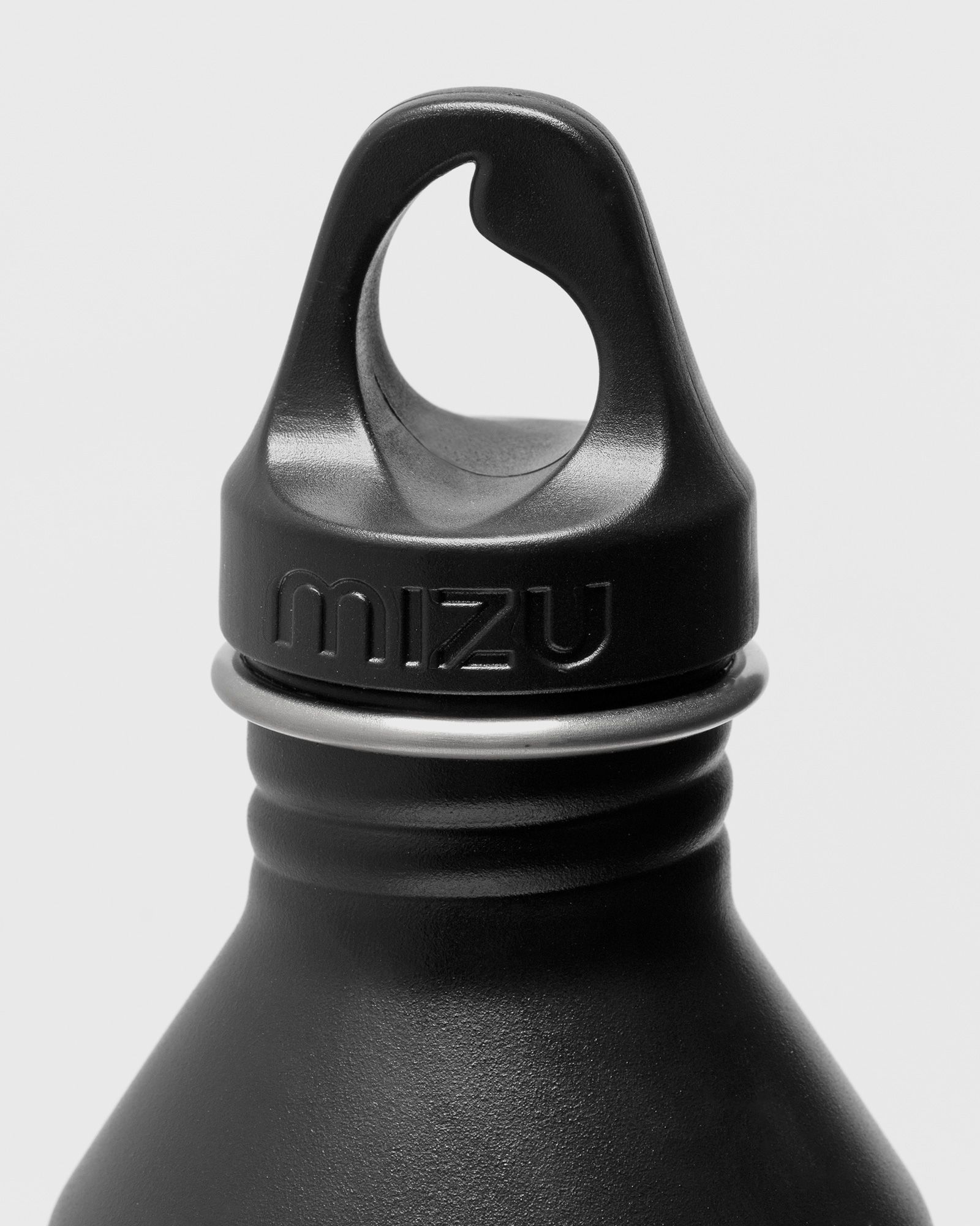 Stay Hydrated Mizu M8 Bottle