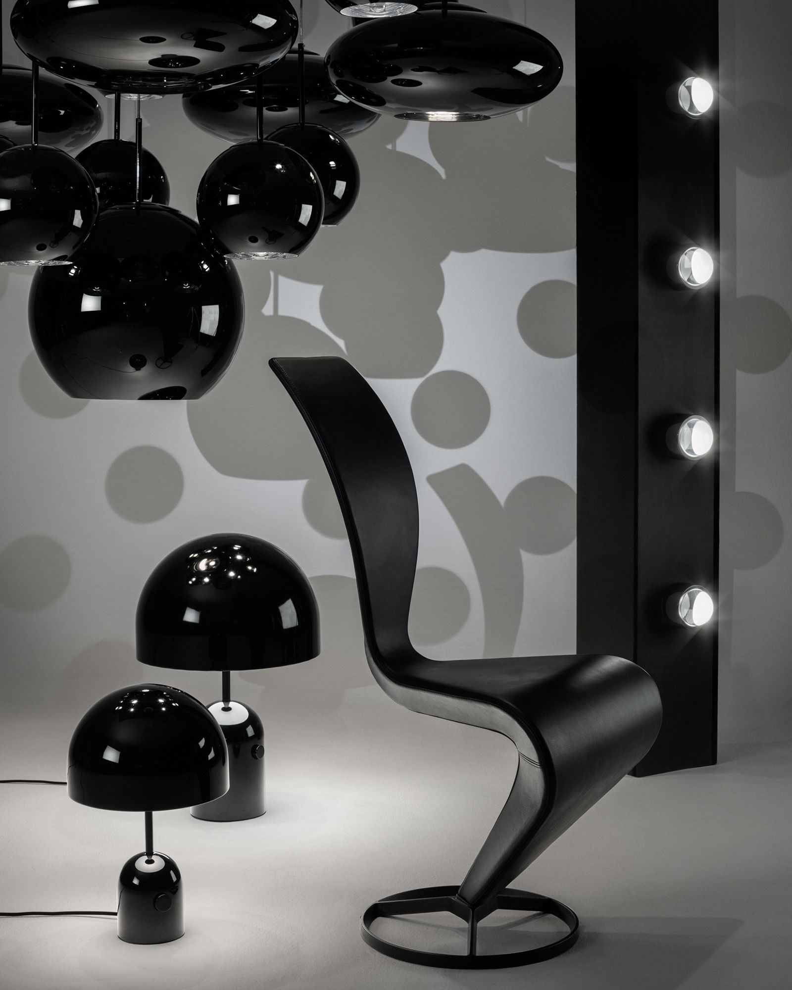 Bell Table LED Black UN - EU PLUG