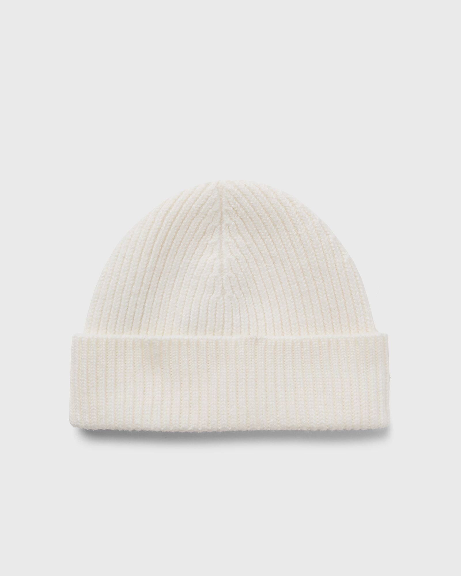 RED AMI DE COEUR BEANIE