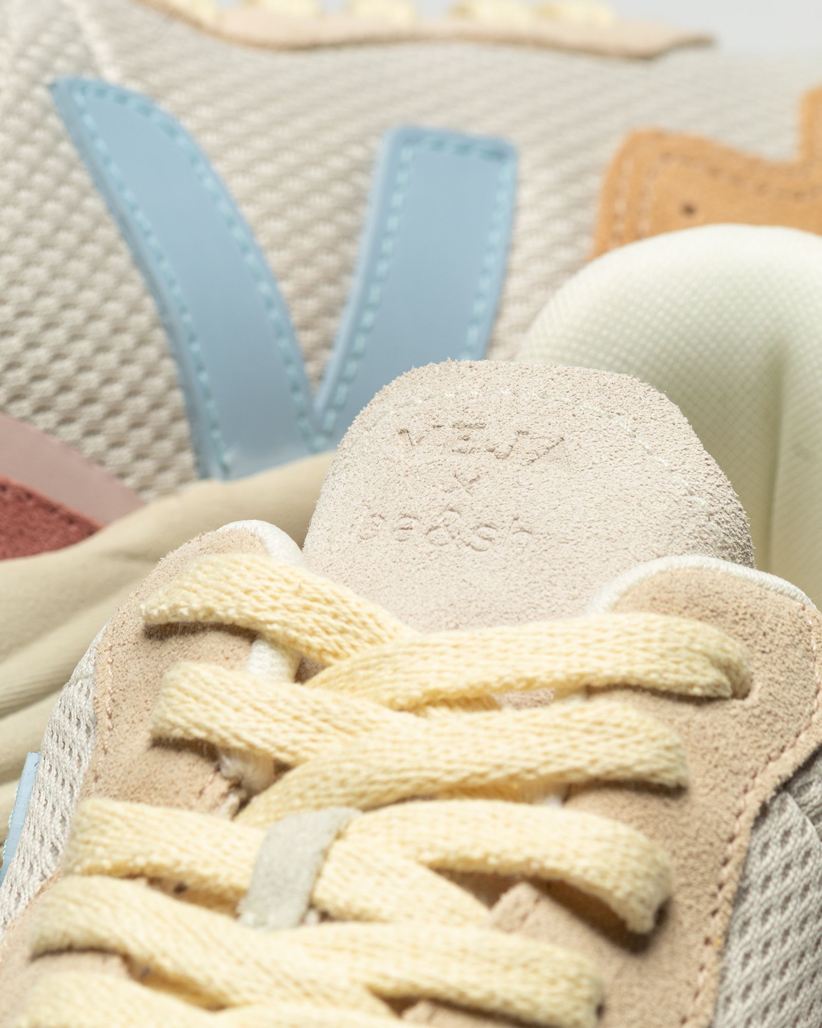 VEJA x BA&SH ALVEOMESH NATURAL STEEL