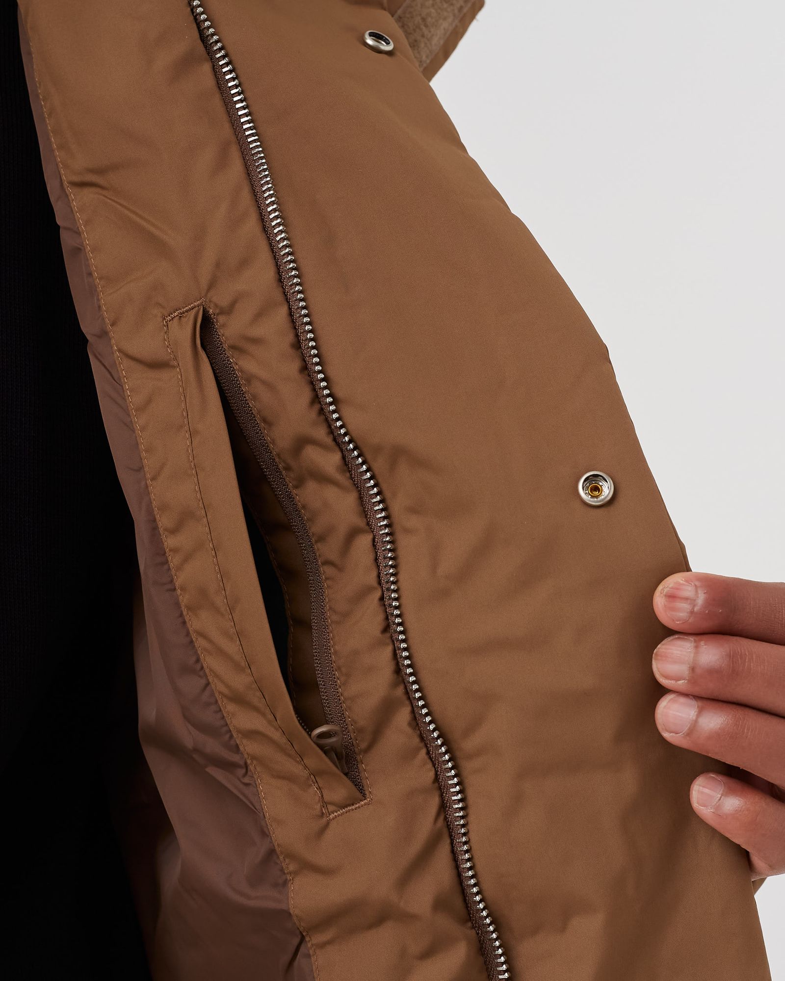 DETACHABLE HOODED BLOUSON PARKA