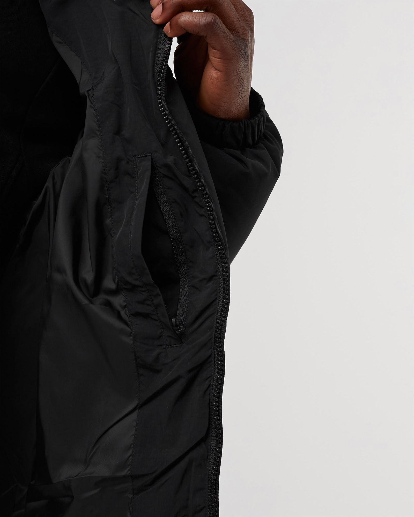 Lightweight Water-Resistant Puffer Jacket