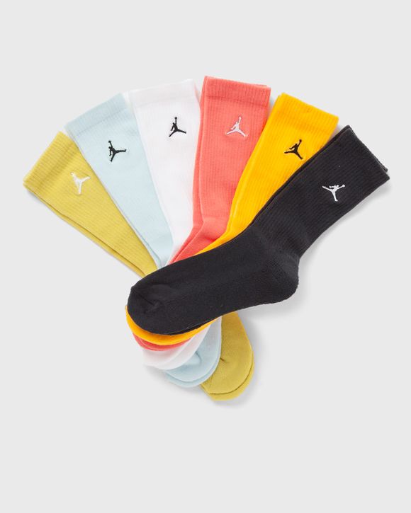 Jordan Everyday Essentials Crew Socks.