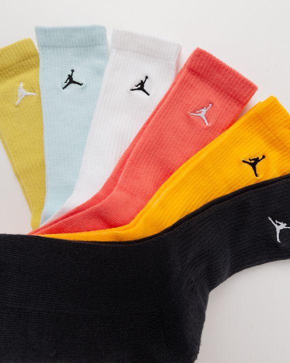 Jordan Everyday Essentials Crew Socks.