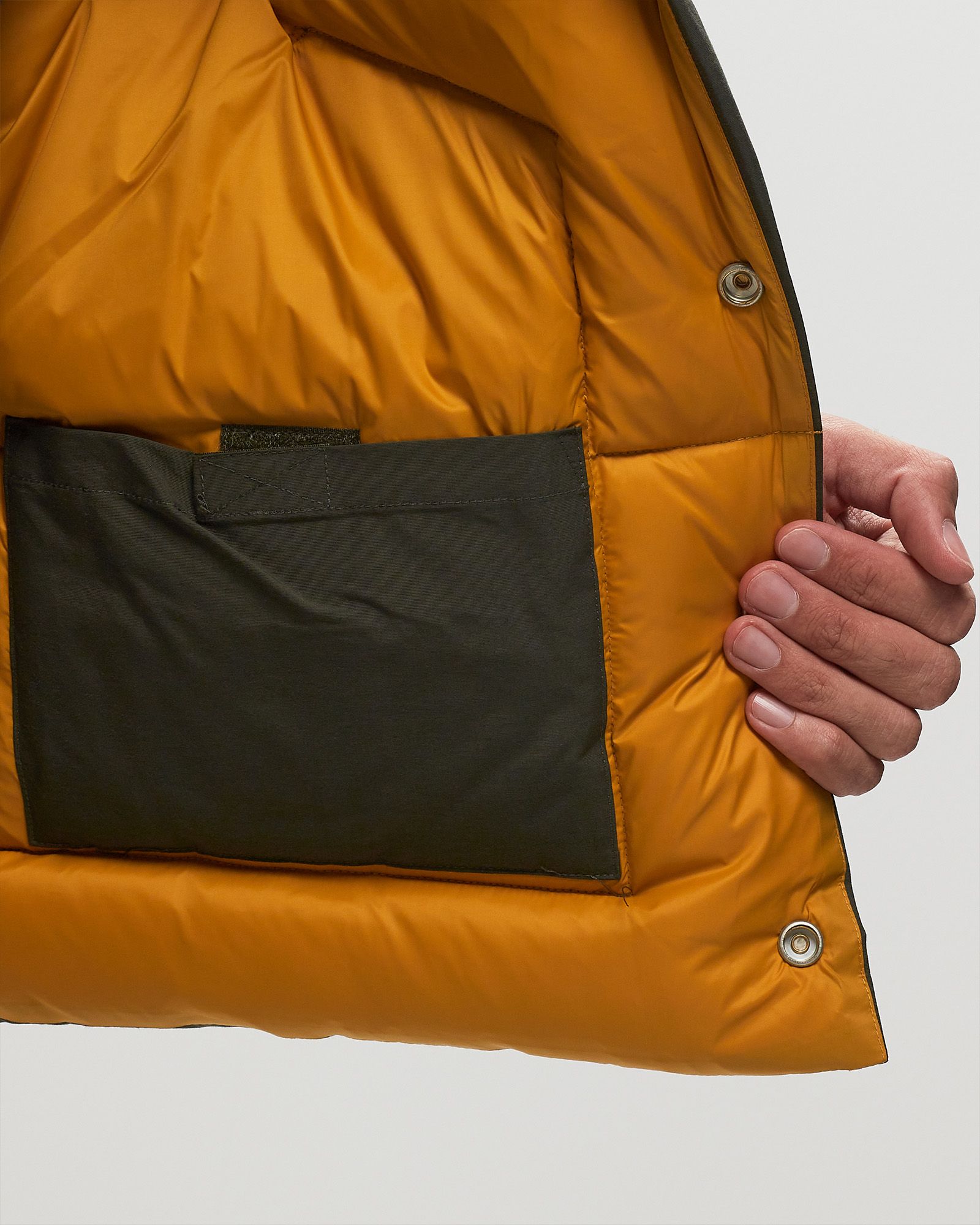 DOUDOUNE AVEC EMPIECEMENT EN CUIR