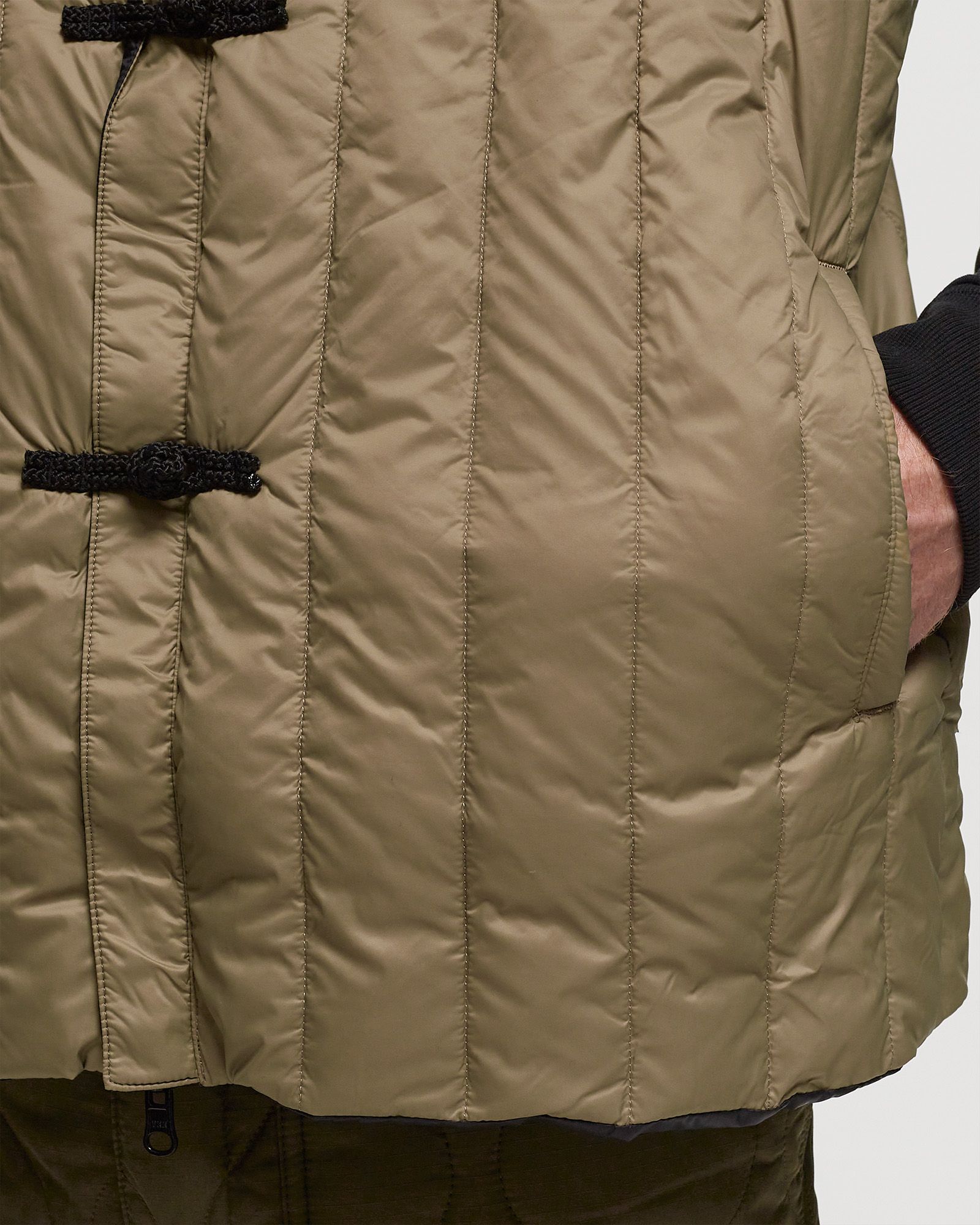 REVERSIBLE CHINA  INNER VEST