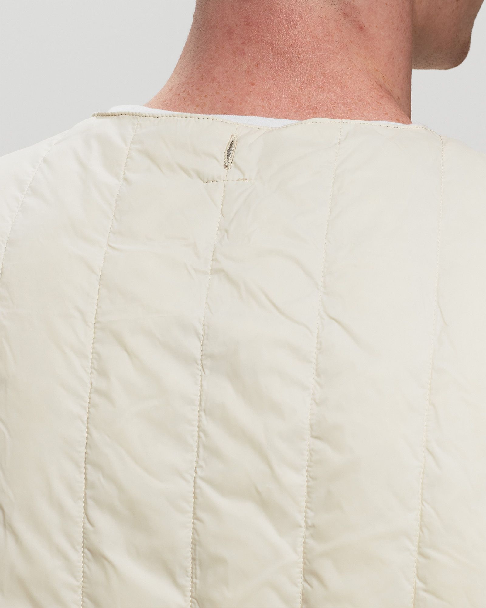 REVERSIBLE CHINA  INNER VEST