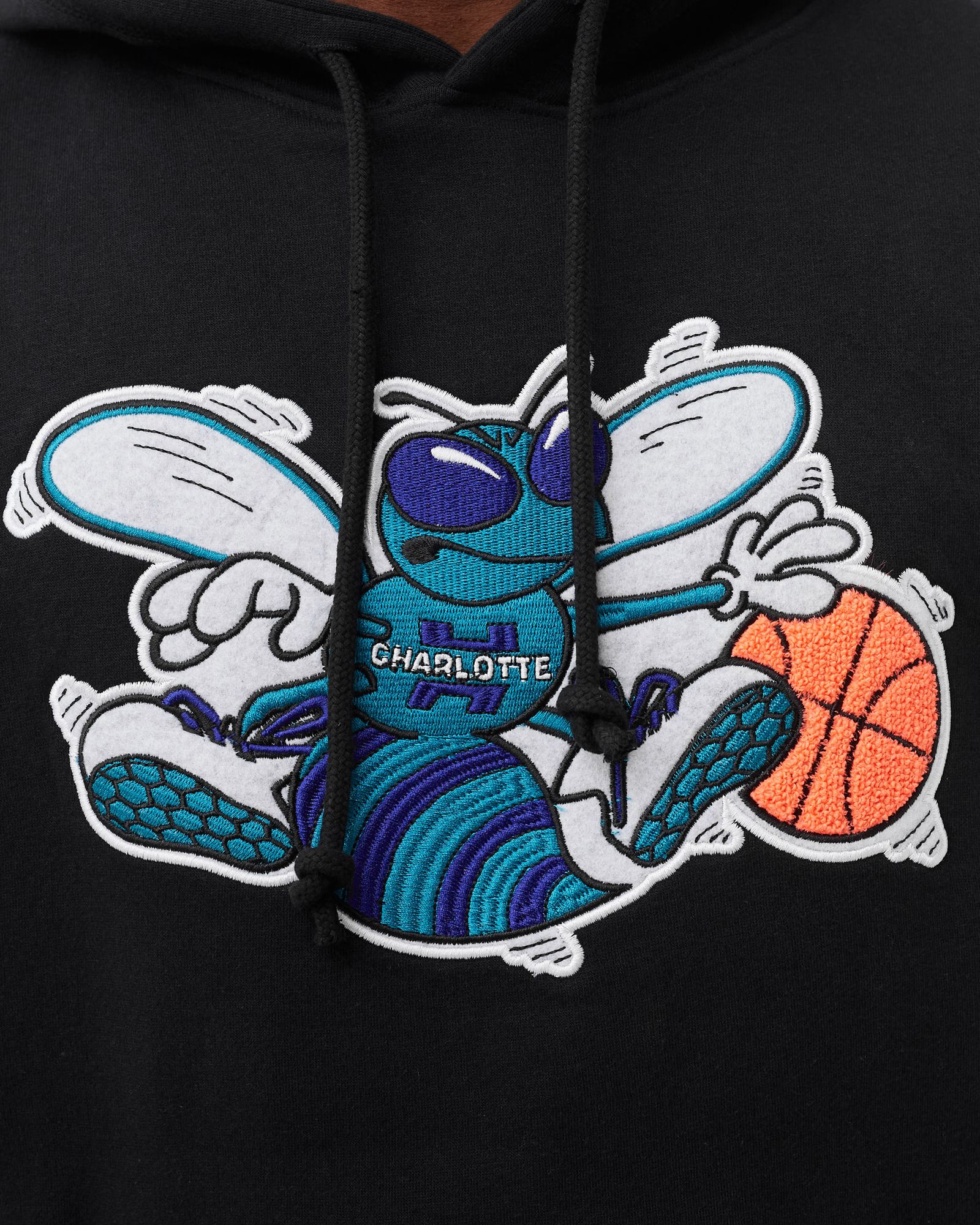 CHARLOTTE HORNETS CHENILLE LOGO HOODIE