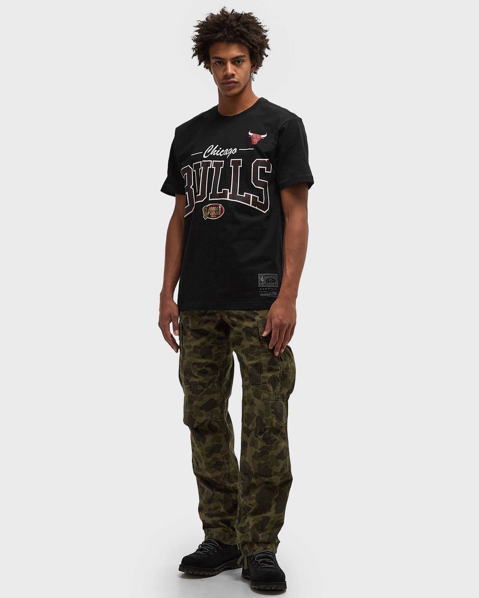 NBA THERE & BACK TEE CHICAGO BULLS