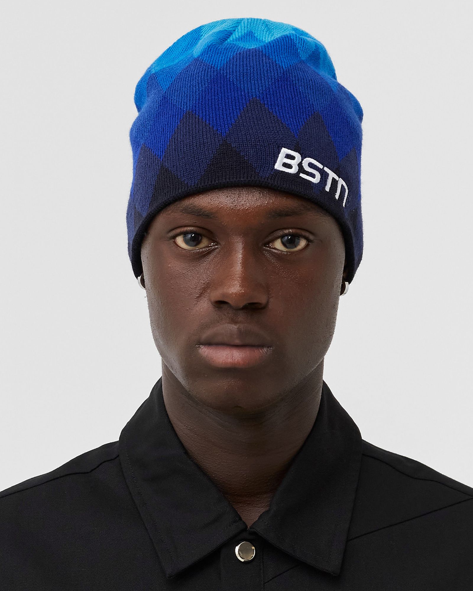 Diamond-Fade Skully Beanie