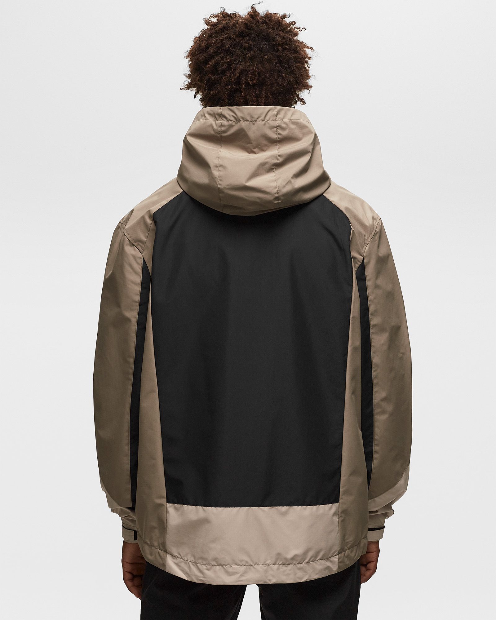 LIGHT TRAINING JACKET