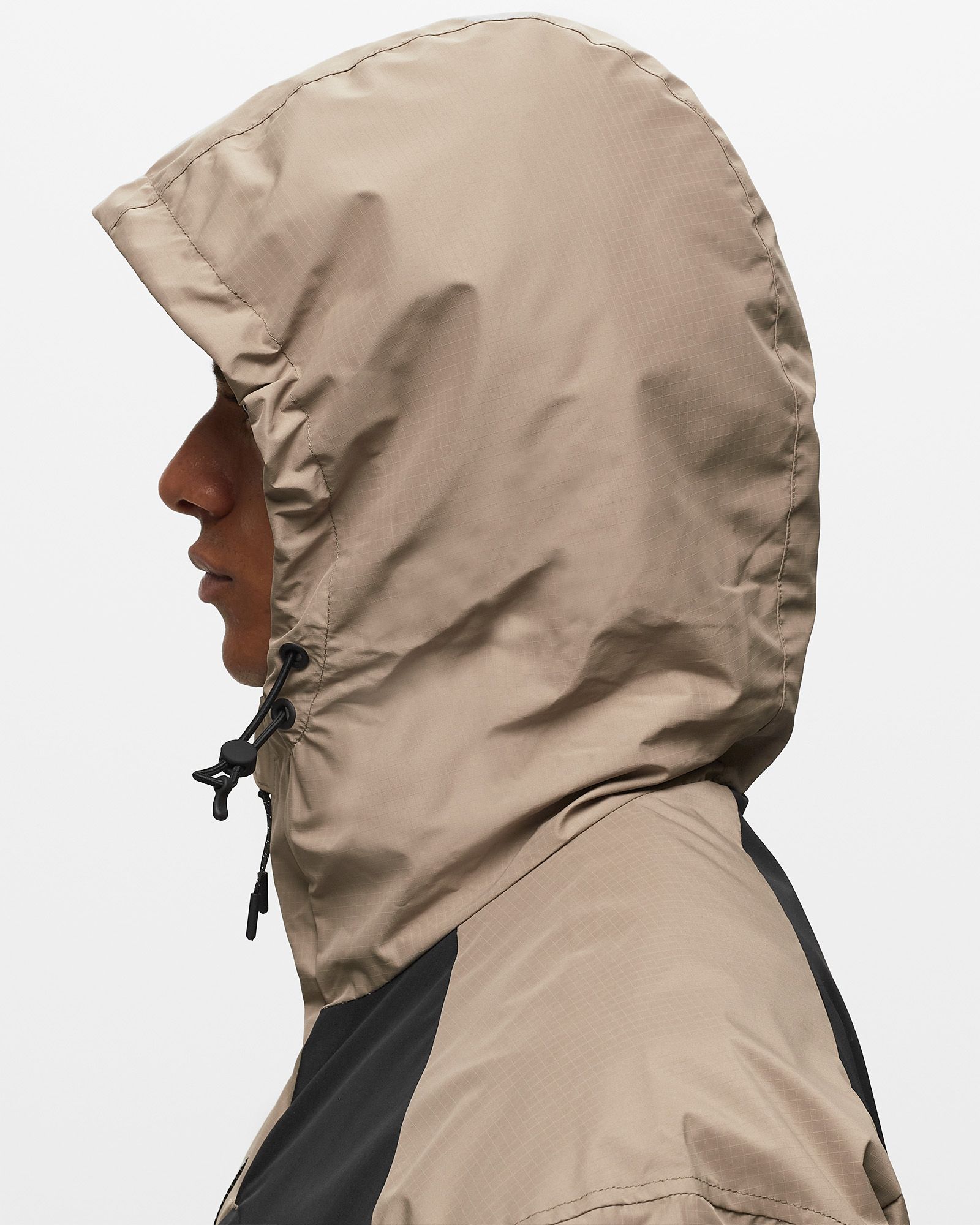 LIGHT TRAINING JACKET