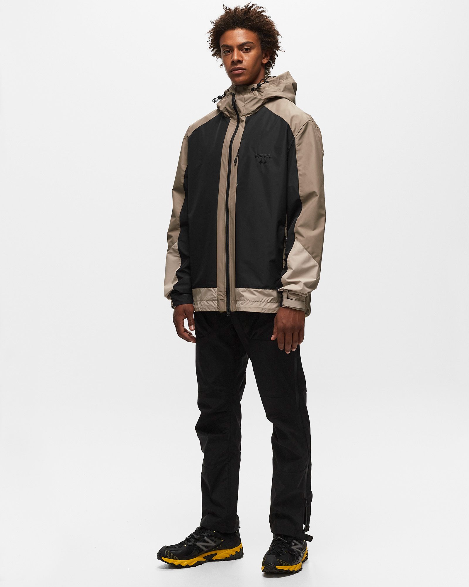 LIGHT TRAINING JACKET